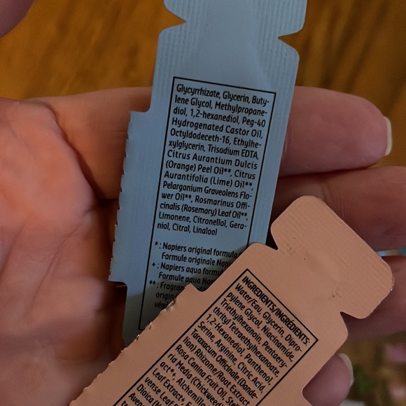 Cute Belif Bag with samples - Picture 8 of 11